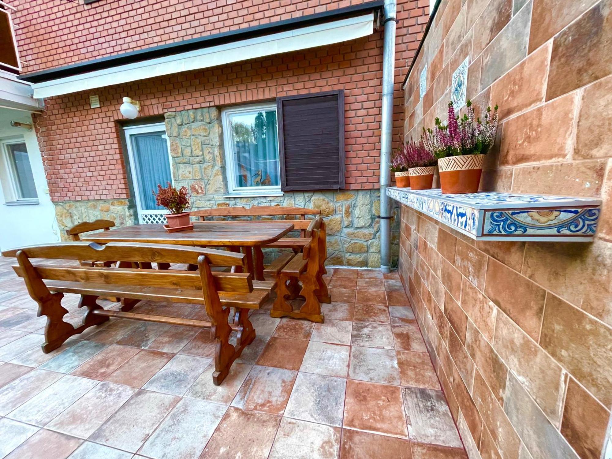 Barat Vendeghaz - Cosy Guesthouse - Teljes Haz Privat Udvarral - 4 Szoba, 2 Fuerdo 세게드 외부 사진