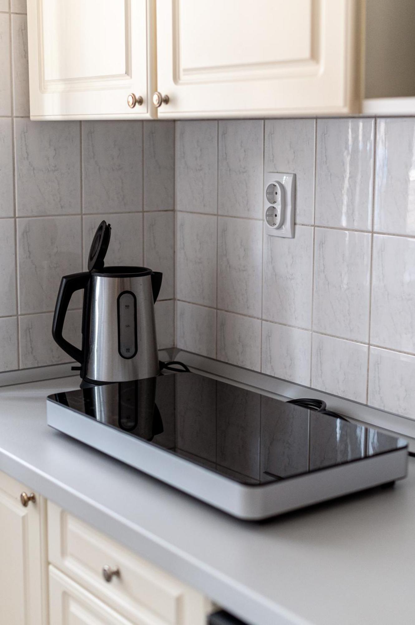 Barat Vendeghaz - Cosy Guesthouse - Teljes Haz Privat Udvarral - 4 Szoba, 2 Fuerdo 세게드 외부 사진